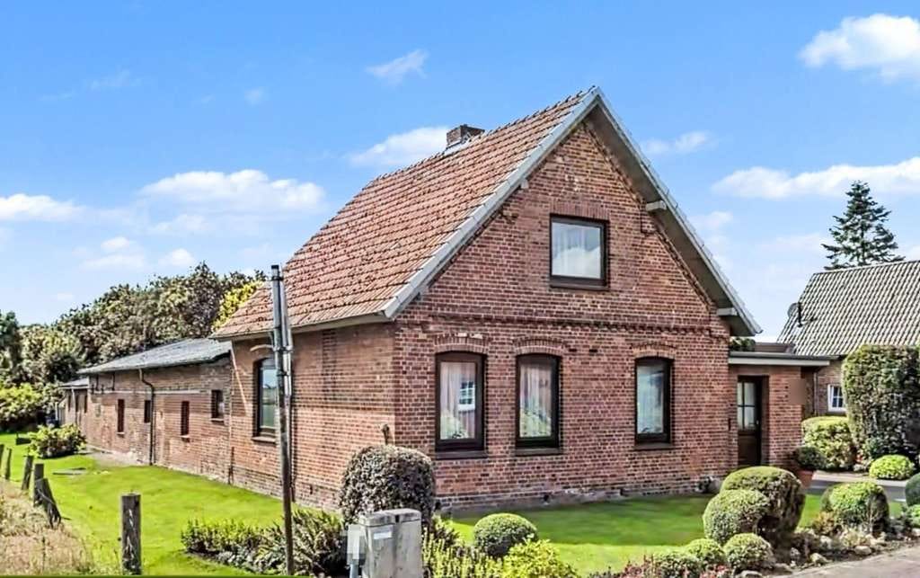 Immobilie in Süderau - Sofort übernehmen und gestalten – Familienfreundliches Haus mit zwei Wohneinheiten in ruhiger Lage - Bild 0