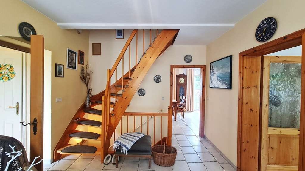 Immobilie in Nienhagen - Traumimobilie mit Einliegerwohnung im Ostseebad Nienhagen - 250 m bis zum Strand - Bild 1
