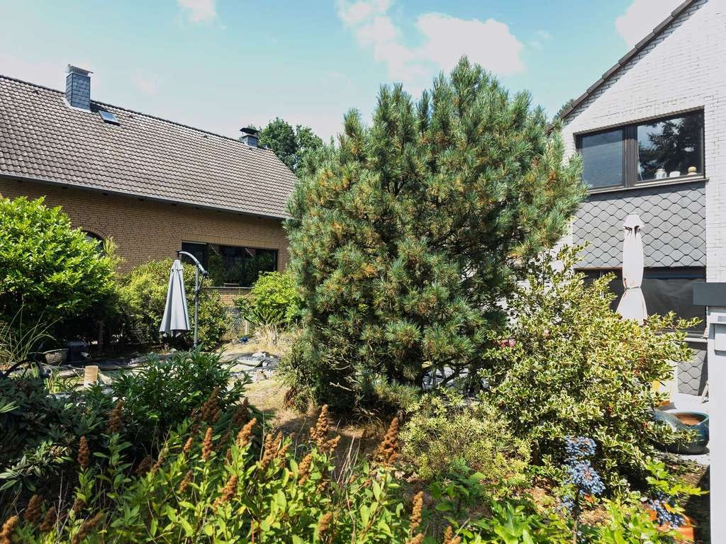 Immobilie in Lindwedel - Lindwedel: Zweifamilienhaus mit Potenzial  - solide Basis für Familien - provisionsfrei! - Bild 4
