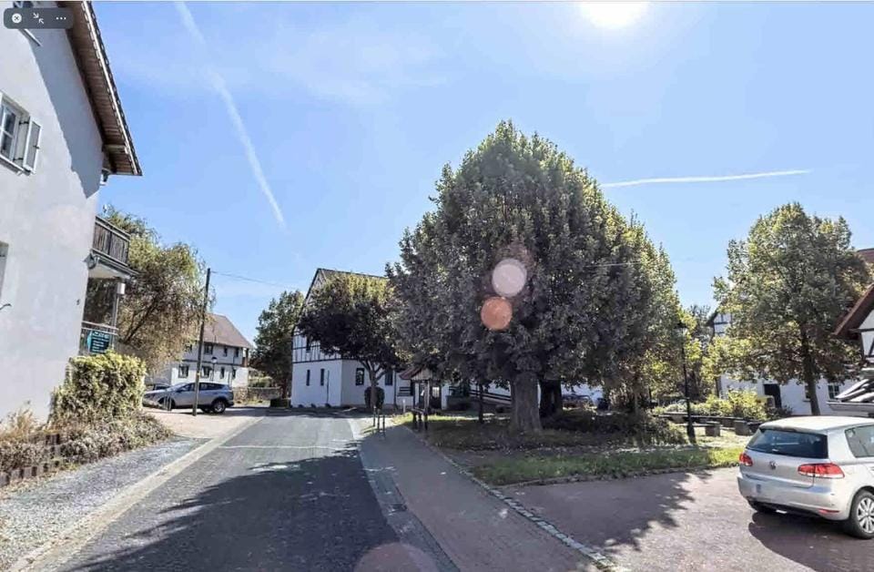 Immobilie in Eisenach - Umbaufähige Praxisräume in kleinem feinen Wohn- & Geschäftshaus - Bild 0