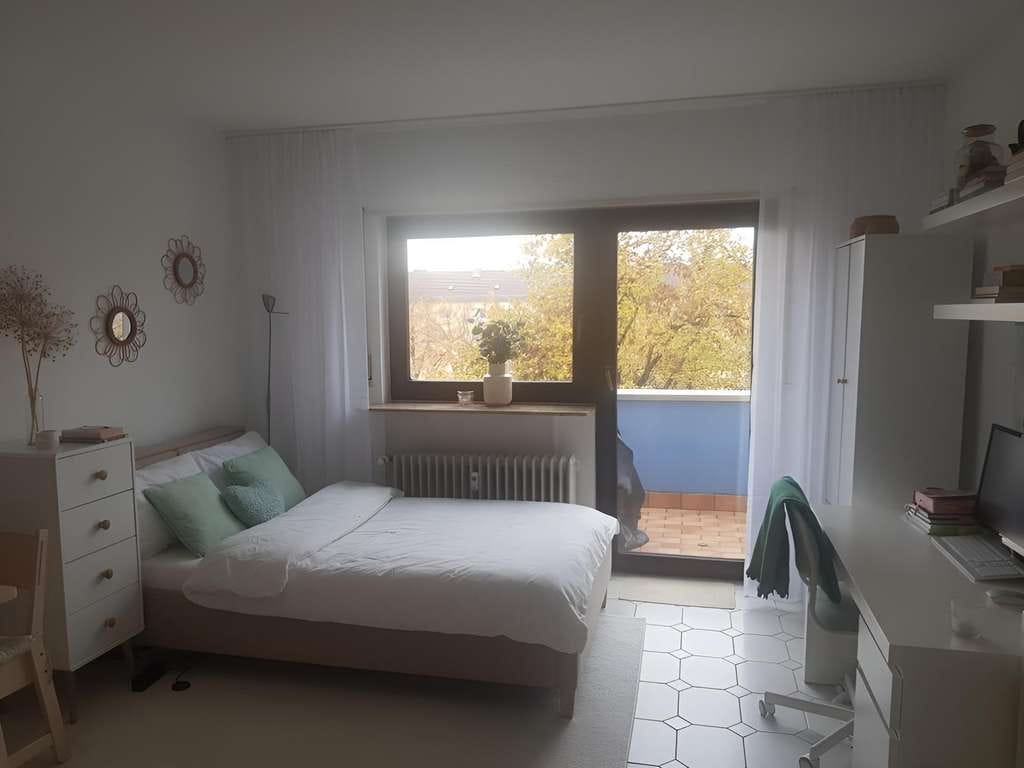 Immobilie in Schwetzingen - Schöne 1-Zimmer-Wohnung mit Balkon, EBK und Stellplatz in Schwetzingen - Bild 0