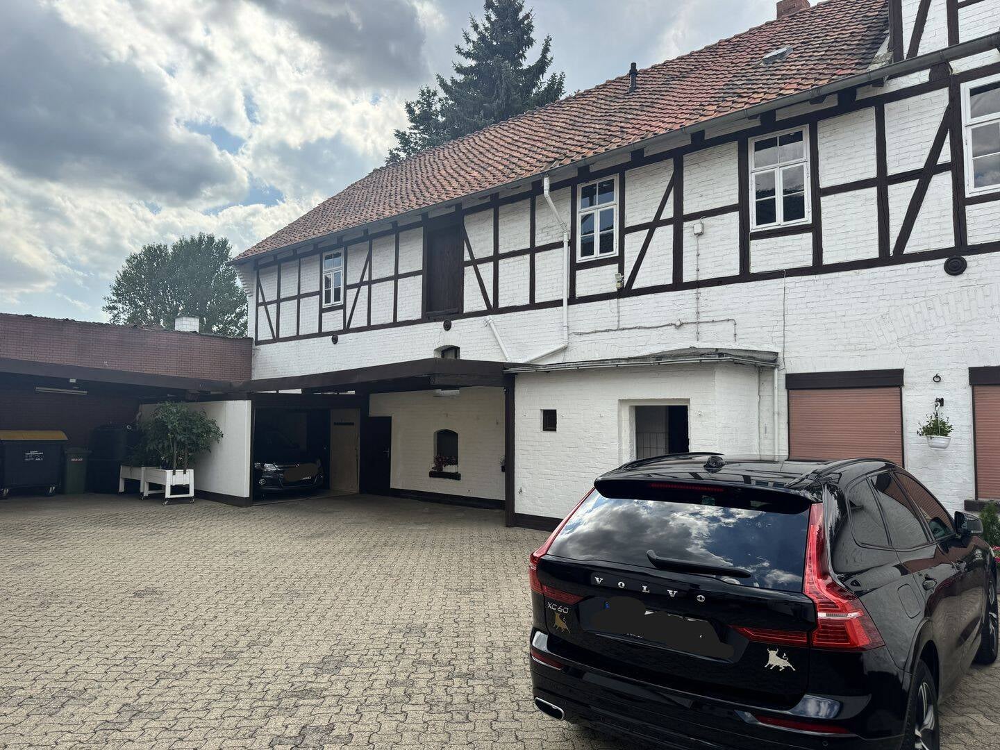 Immobilie in Süpplingen - Wohn- & Geschäftshaus mit parkähnlichem, uneinsehbarem Privatgarten - Bild 1
