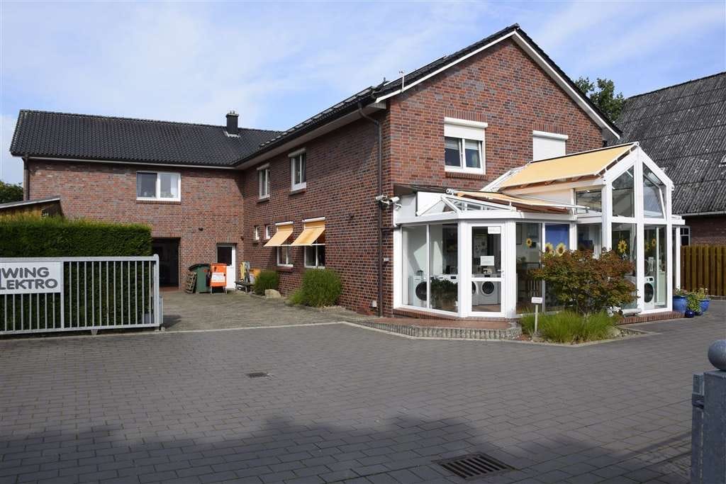 Immobilie in Bülkau - Zeit für neue Ideen! Außergwöhnliches Wohn-/ und Geschäftshaus Bülkau - Bild 1