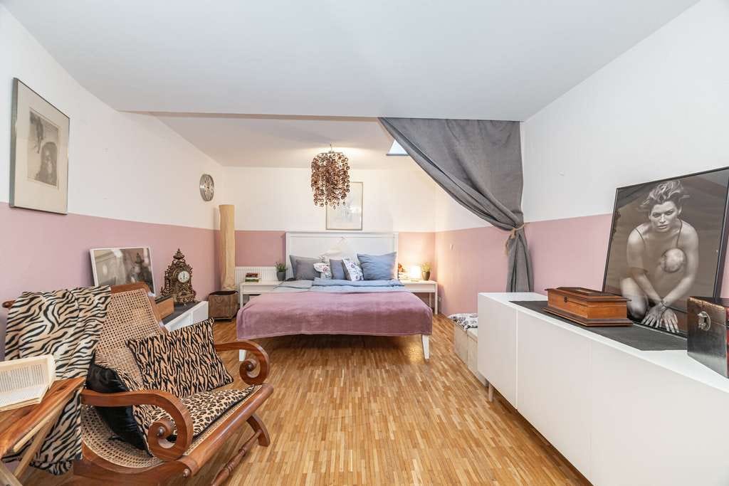 Immobilie in Gmund - Charakter-Wohnung nur wenige Meter vom Tegernsee - Bild 2