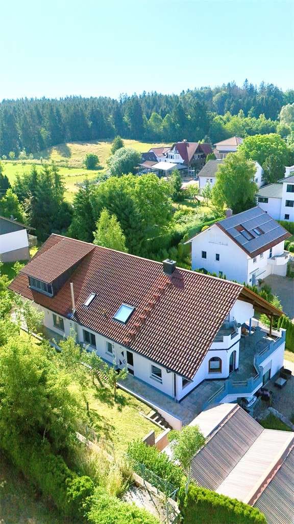 Immobilie in Herdwangen-Schönach - Lichtdurchflutetes Mehrfamilienhaus in einer traumhaft ruhigen Lage - Bild 2