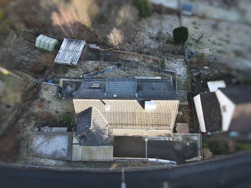 Immobilie in Werdohl - VR IMMO: Charmantes Wohnhaus mit Weitblick über Werdohl - viel Potenzial in ruhiger Lage. - Bild 4