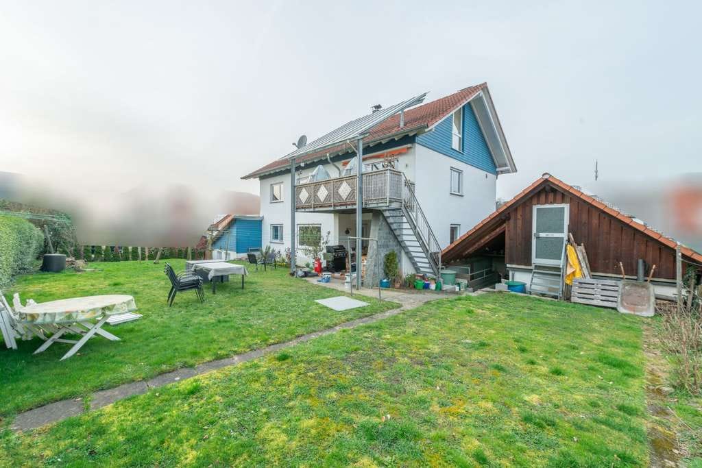 Immobilie in Hohberg - Vermietetes Zweifamilienhaus mit Neuvermietungspotenzial in Hohberg - Bild 2