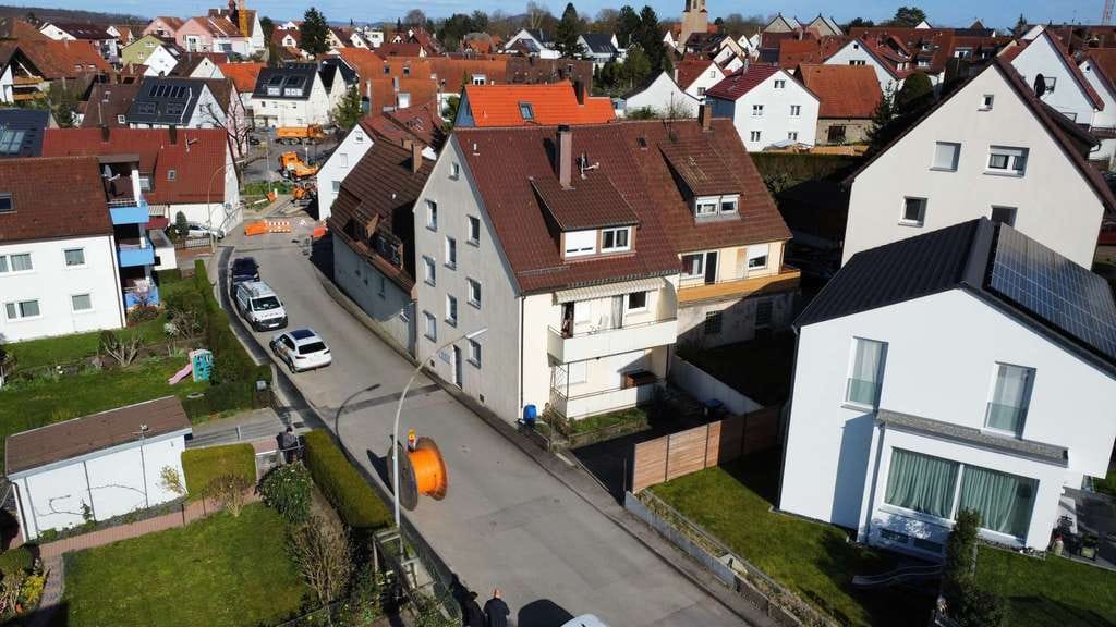 Immobilie in Fellbach - Selbstnutzung oder Kapitalanlage, zwei der drei Wohneinheiten stehen bereits leer - sofort verfügbar - Bild 0