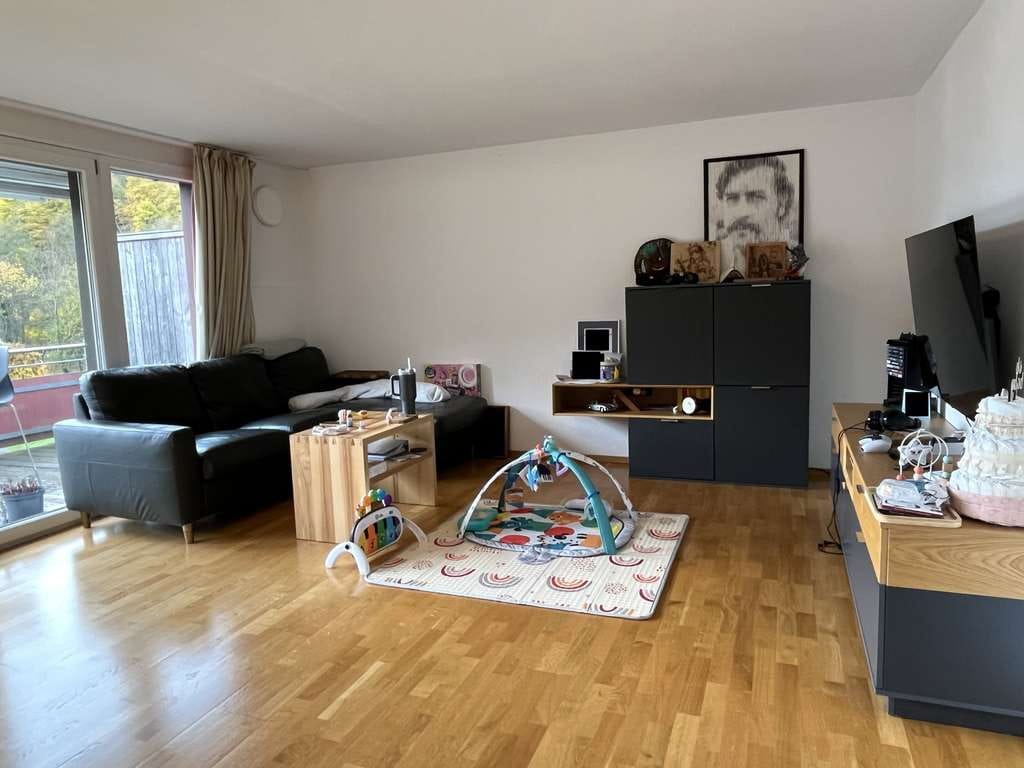 Immobilie in Buchenbach - Vermietete 2-Zimmer-Wohnung im 1.DG mit großem Balkon und KFZ-Stellplatz im Freien - Bild 3