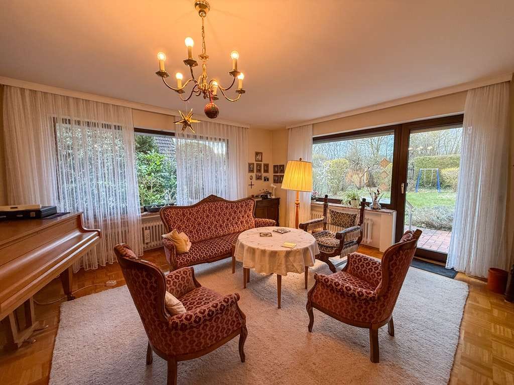 Immobilie in Eschwege - Freistehendes Einfamilienhaus in Bestlage von Eschwege – ruhig gelegen mit Wintergarten - Bild 4