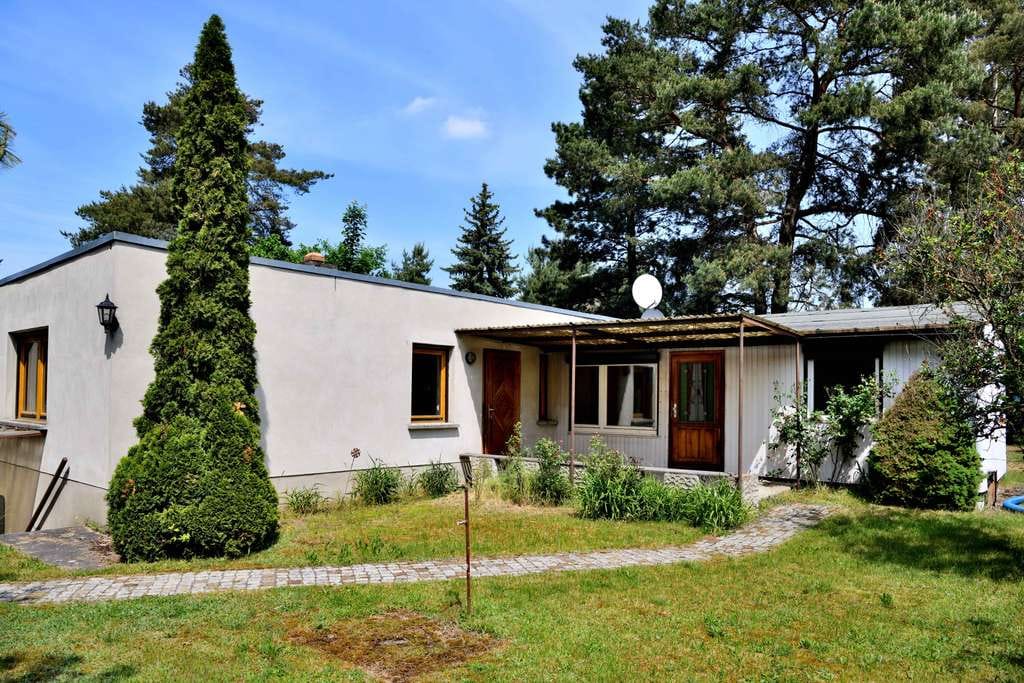 Immobilie in Brandenburg an der Havel - Einfamilienhaus im Grünen in Brandenburg a. d. Havel, provisionsfrei vom Eigentümer - Bild 0