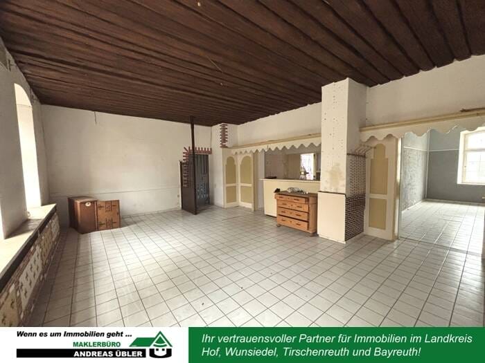 Immobilie in Marktredwitz - Ehemaliges Hotel als charmantes Mehrfamilienhaus -  Rendite ca. 7,9 % - Bild 1