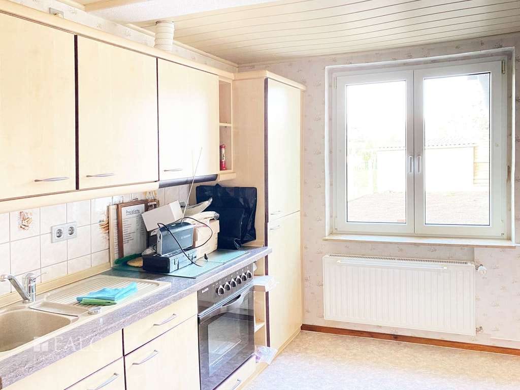 Immobilie in Am Ettersberg - Leben am Fluss mit Garten und der Möglichkeit einen Friseur oder Kleingewerbe zu betreiben - Bild 4