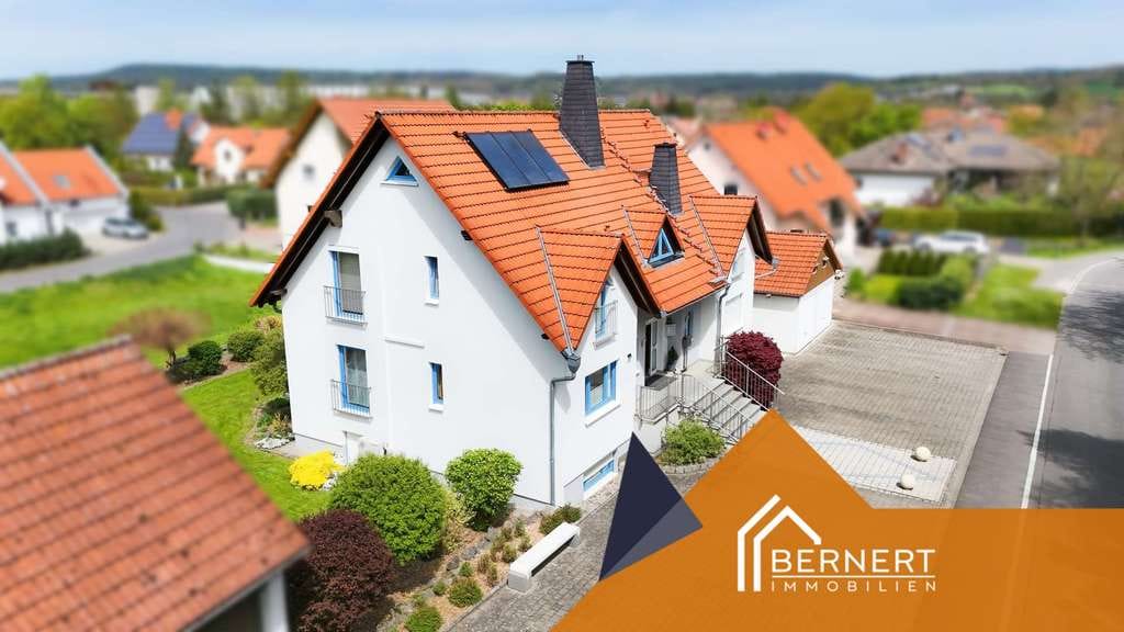 Immobilie in Altenkunstadt - Eindrucksvolles Wohnhaus mit flexiblen Praxisbereich und offener Maisonettewohnung mit Galerie - Bild 4