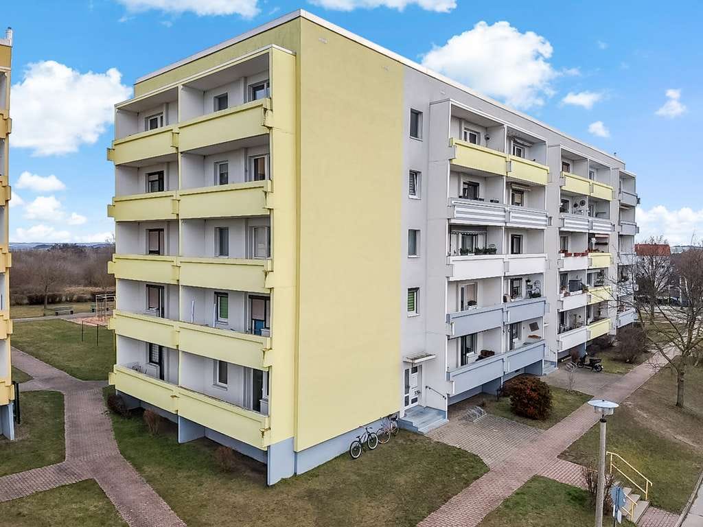 Immobilie in Teutschenthal - Solide Kapitalanlage oder Eigentumswohnung: 3-Raumwohnung mit Balkon und Stellplatz in Teutschenthal - Bild 0