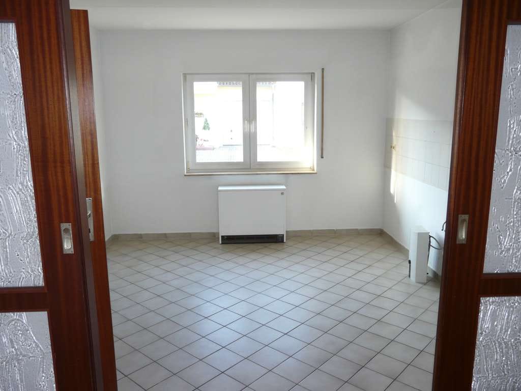 Immobilie in Cottbus - Chóśebuz - Großzügiges Reihenhaus mit Dachterrasse, Garage und Garten in Cottbus-Sielow zu verkaufen! - Bild 4