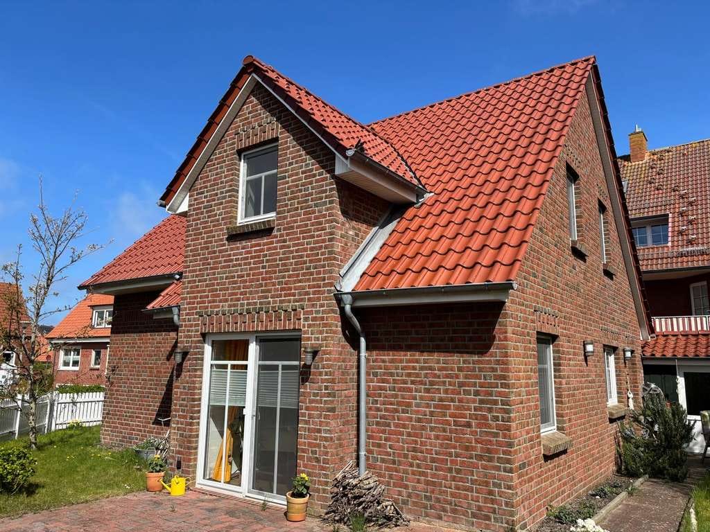Immobilie in Baltrum - Drei-Giebelhaus mit zwei Wohneinheiten auf Baltrum OT Westdorf! - Bild 1