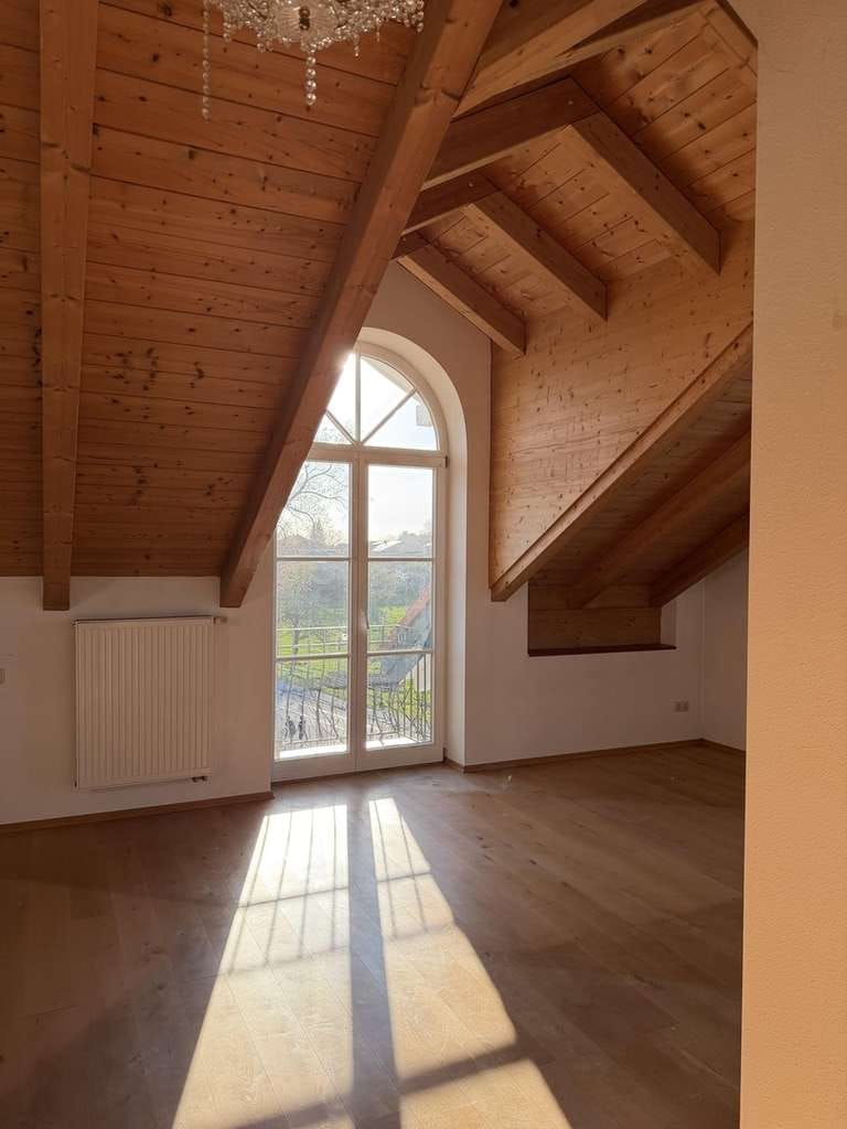 Immobilie in Höslwang - Helle 2 Zimmer DG Wohnung, Küche Bad, von privat provisionsfrei zu verkaufen - Bild 3