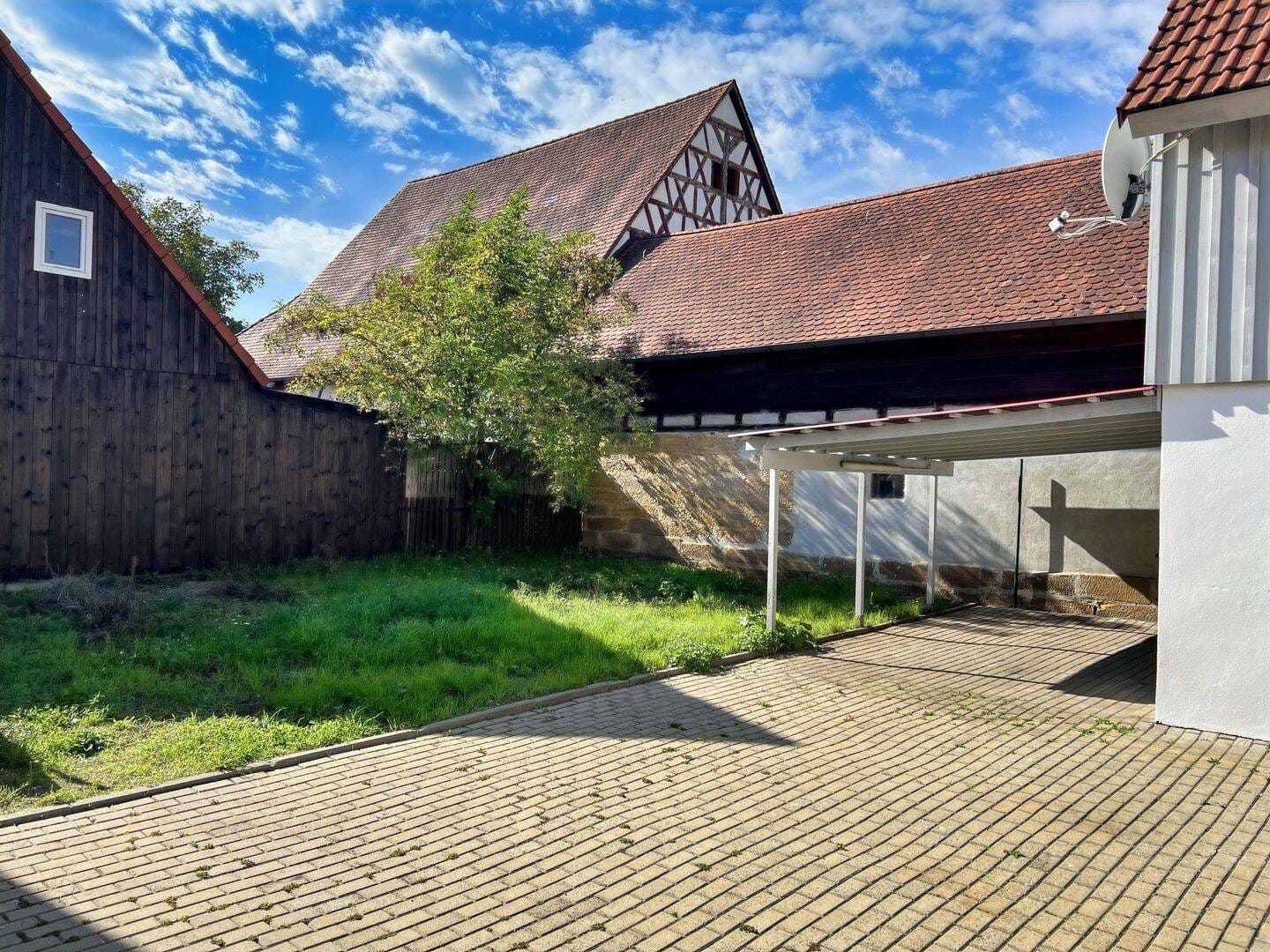 Immobilie in Eggolsheim - Denkmalgeschütztes Juwel - Stilvoll saniertes Bauernhaus mit historischem Charme in Eggolsheim - Bild 4
