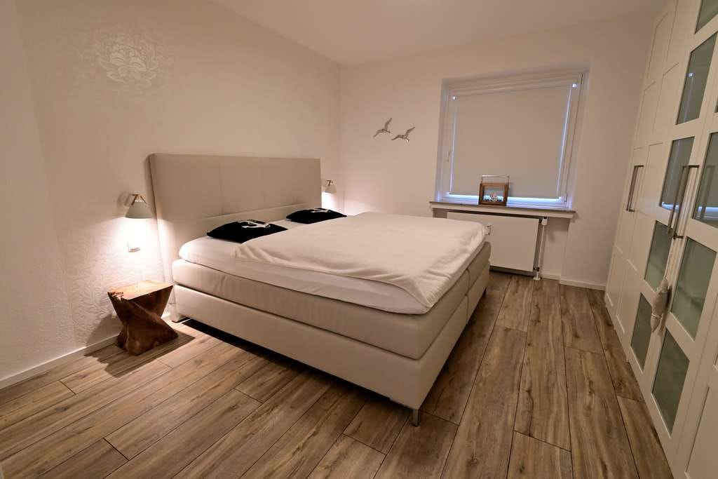 Immobilie in Wangerooge - Moderne Ferienwohnung in zentraler und strandnaher Lage (provisionsfrei) - Bild 4