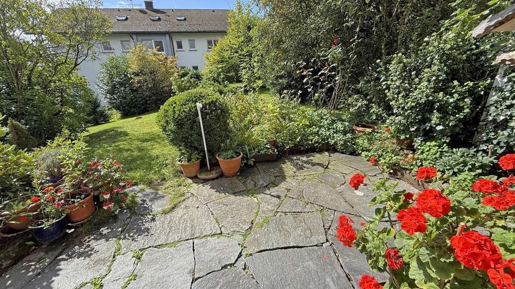 Immobilie in Höchenschwand - Zweifamilienhaus mit großem Grundstück und Alpenpanorama!  - Bild 4