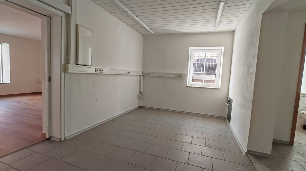 Immobilie in Waldkirchen - Kapitalanlage! Mehrfamilienhaus mit Gewerbeeinheit - Bild 4