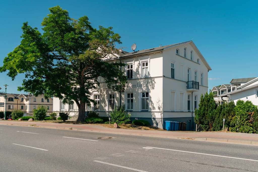 Immobilie in Glowe - Zeitlose Eleganz & Strandnähe – exklusive Wohnung im Herzen von Glowe - Bild 2