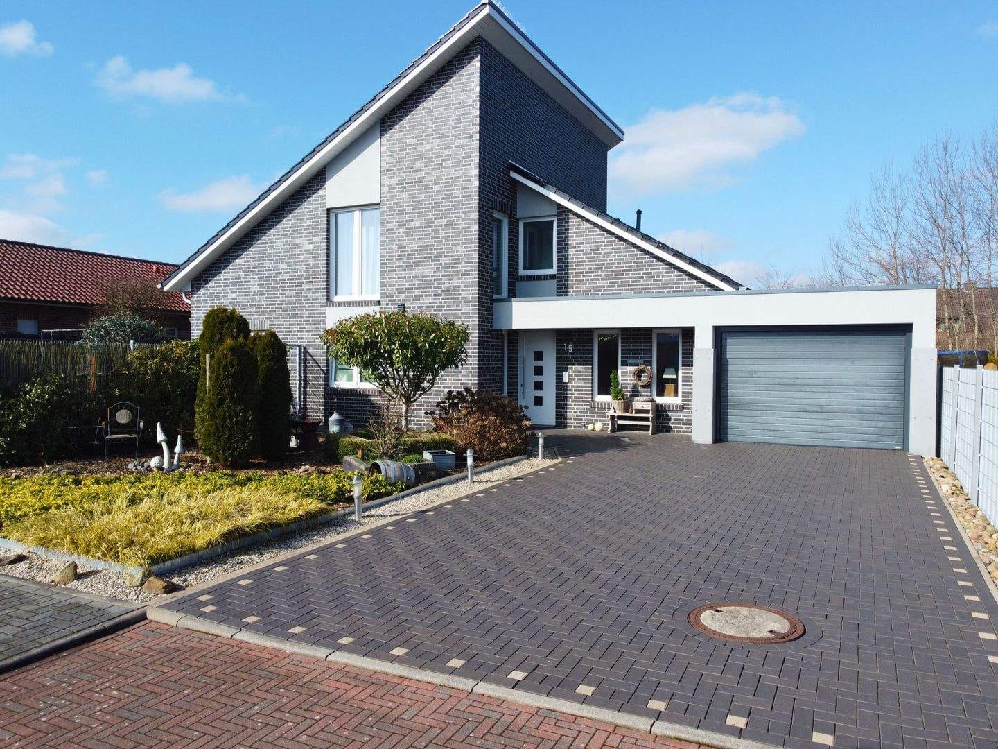 Immobilie in Emstek - Familientraum in ruhiger Sackgassenlage – modernes Zuhause mit Sauna & Pool - Bild 0