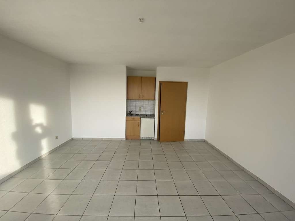 Immobilie in Linden - Schön hell & mit überdachtem Balkon: 
Gepflegte 1 Zimmer-Wohnung, Am Festplatz 15b, Linden
 - Bild 2