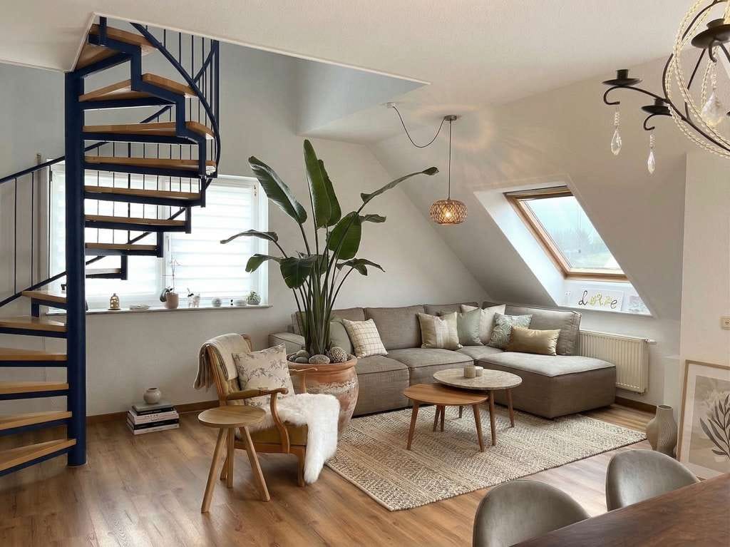 Immobilie in Staig - Maisonettewohnung mit ca. 75m² Wohn- und Nutzfläche, großem Balkon und Garage - Bild 0