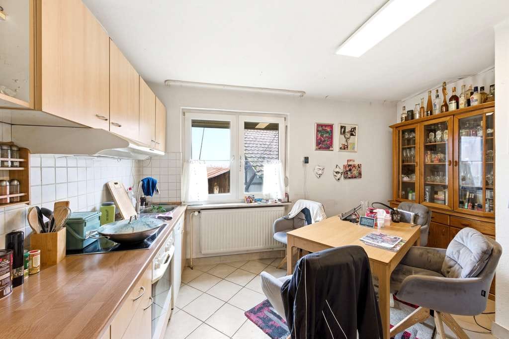 Immobilie in Schöntal - Freistehendes Einfamilienhaus mit Garten in ruhiger Wohnlage von Schöntal! - Bild 2