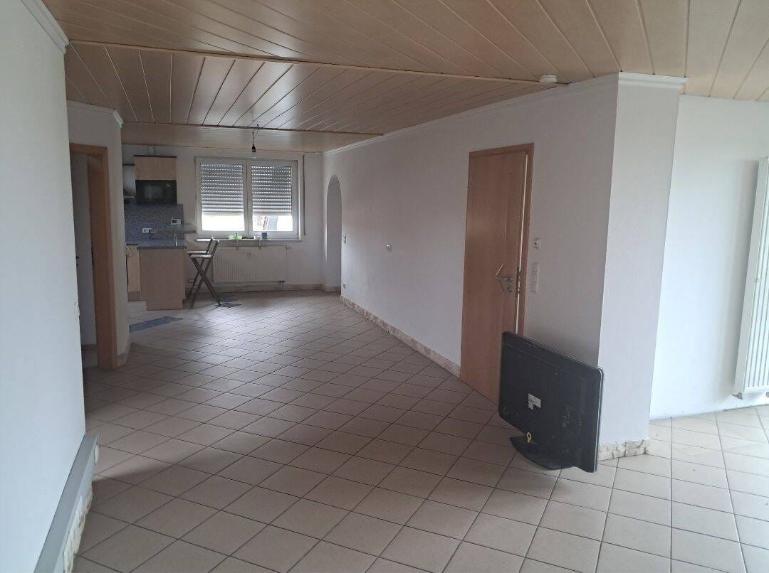Immobilie in Hemau - Helle, offene Wohnung mit Garten - Bild 1