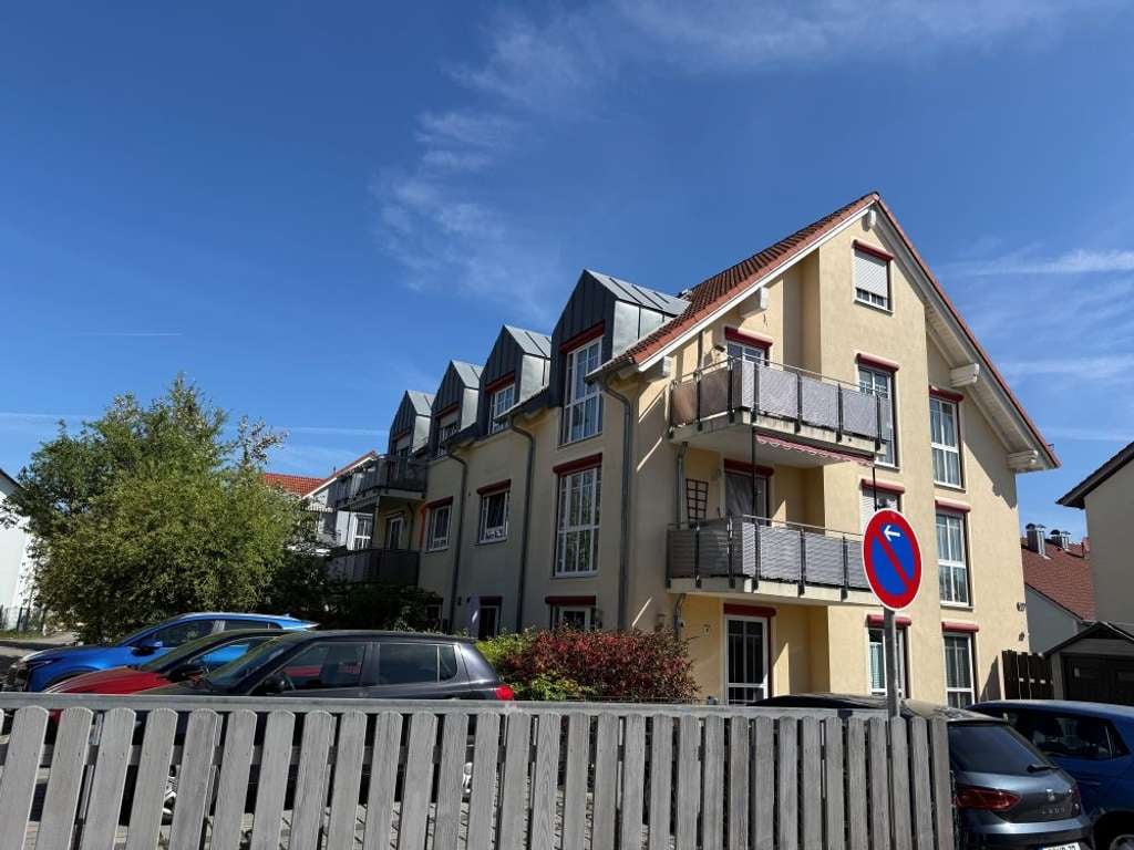 Immobilie in Tegernheim - Perfekt gelegene 3-Zimmer Galerie Wohnung in Tegernheim bei Regensburg - Bild 0
