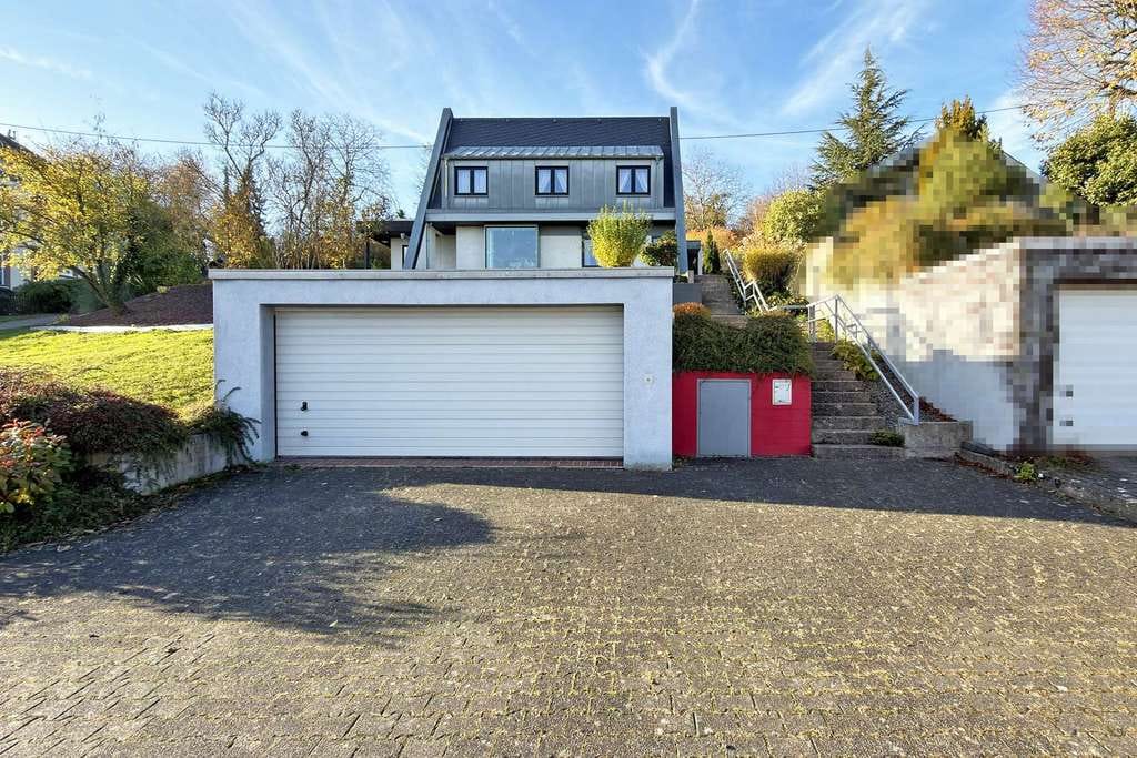 Immobilie in Newel - Newel-Beßlich: Architektenhaus mit separatem Gästehaus, Doppelgarage und weitläufigem Grundstück. - Bild 1