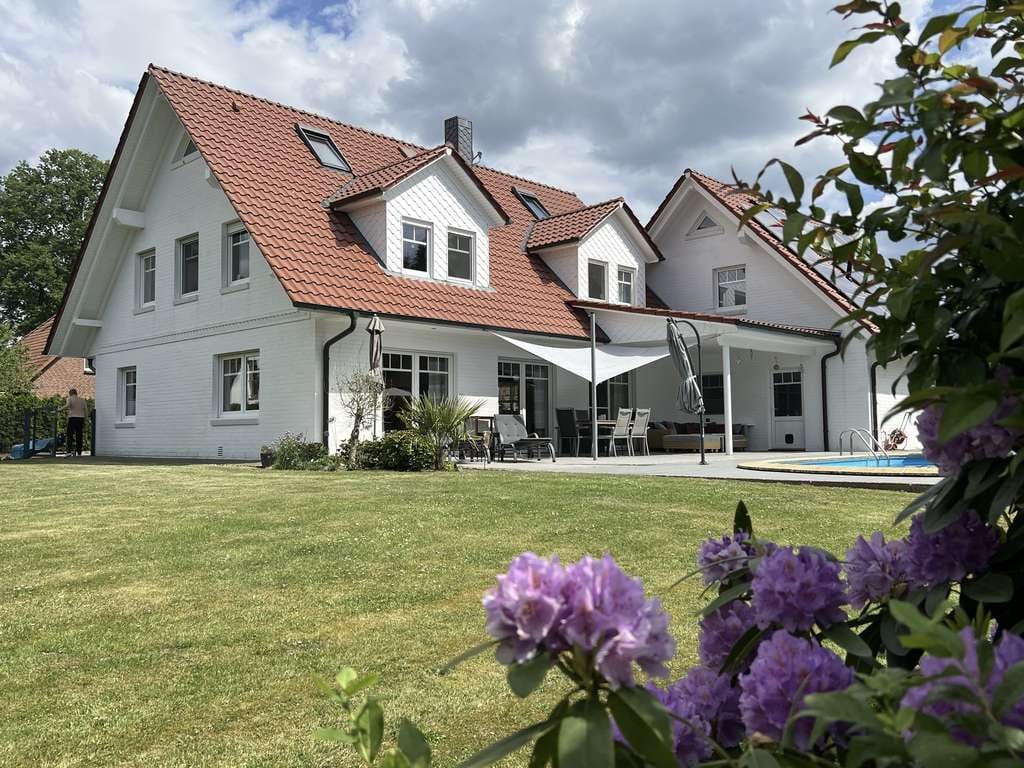 Immobilie in Grethem - Gepflegtes Architektenhaus mit Einliegerwohnung 259 m² Wfl. in Grethem auf 2.000m² - Bild 0