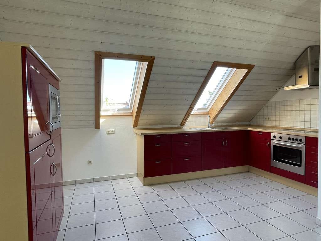 Immobilie in Siegenburg - top gepflegte Dachgeschoßwohnung mit Carport in Siegenburg - Bild 4