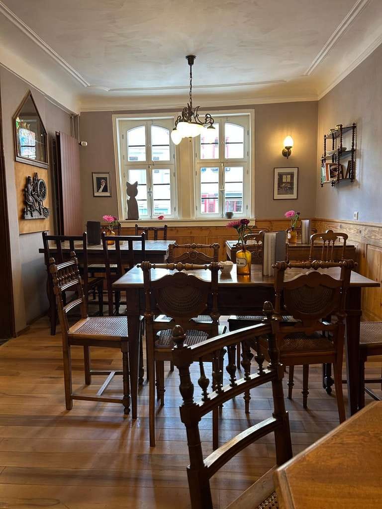 Immobilie in Steinau an der Straße - *Großzügige 200 qm Wohnfläche+ Garten, Scheune, Garage&Stellplatz* - Bild 2