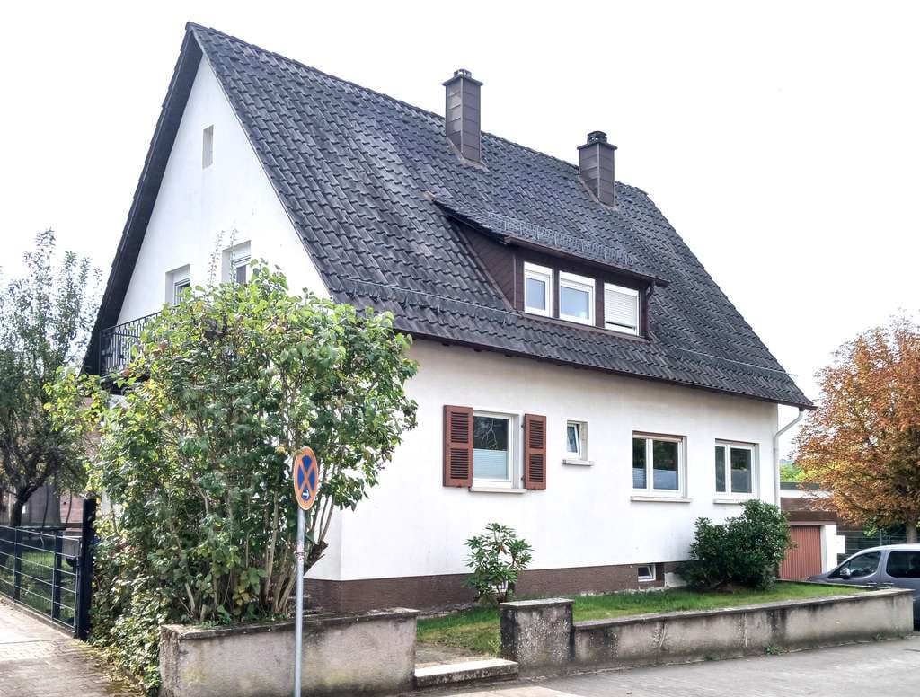 Immobilie in Waldfischbach-Burgalben - Großzügiges EFH mit viel Potenzial in Waldfischbach-Burgalben - Bild 0
