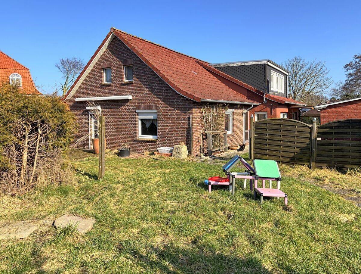 Immobilie in Dornum - Frischer Wind für neue Ideen - Einfamilienhaus mit Garage nahe der Küste - Bild 2