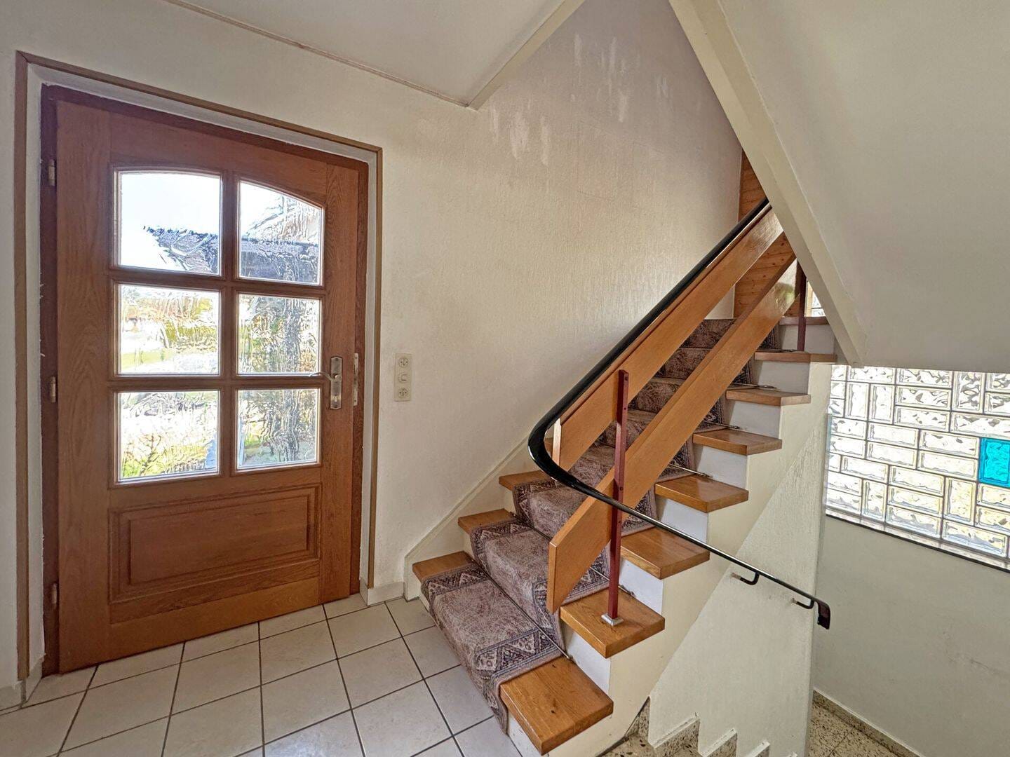 Immobilie in Wilhelmsthal - Familienfreundliches Einfamilienhaus mit Weitblick im Frankenwald - Bild 3