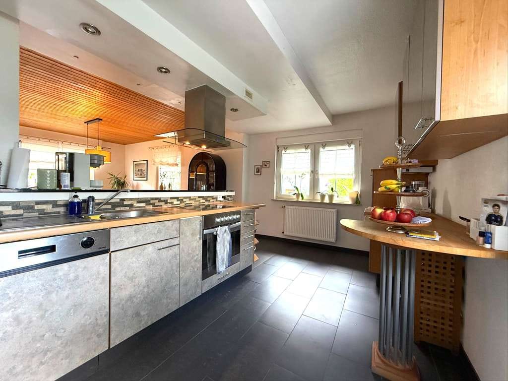 Immobilie in Höhfröschen - Traumhaus in begehrter Höhenlage von Höheischweiler – gepflegtes Einfamilienhaus mit Traumgarten - Bild 4