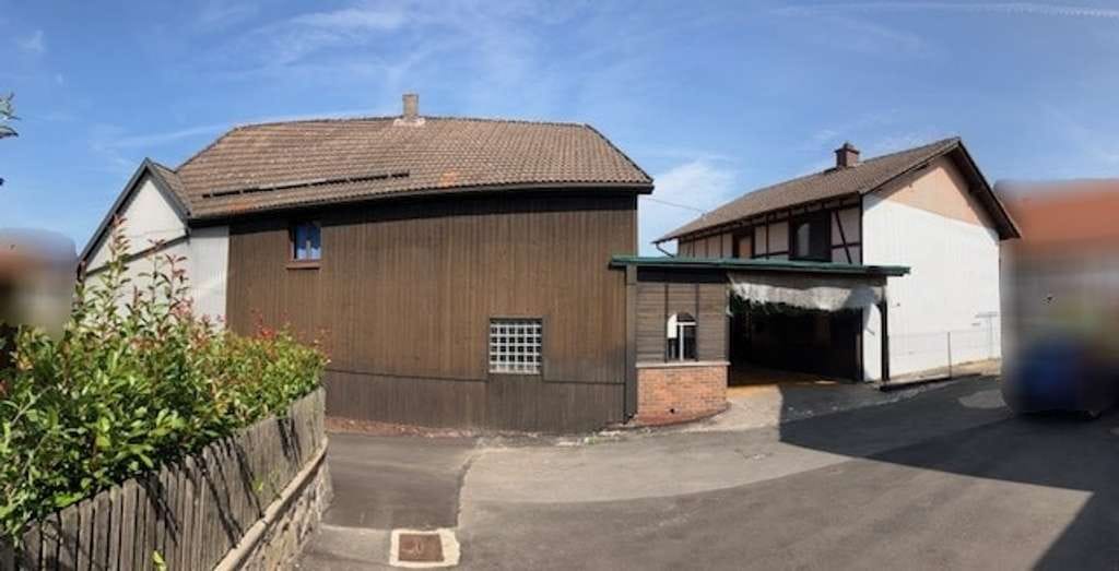 Immobilie in Freiensteinau - Ideal für Wohnen und Gewerbe - Wohnhaus mit ehemaligem Laden- und Werkstattgebäude in Freiensteinau - Bild 3