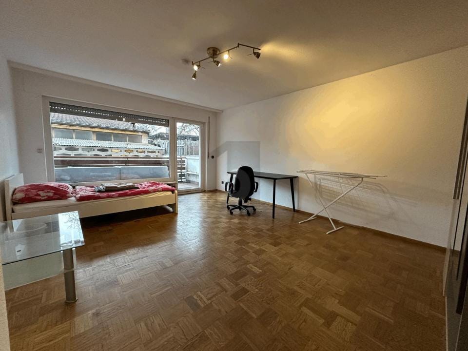 Immobilie in Freiburg im Breisgau - ANLEGER AUFGEPASST! 4 PARTEIEN UND EIN BÜRO - Bild 2