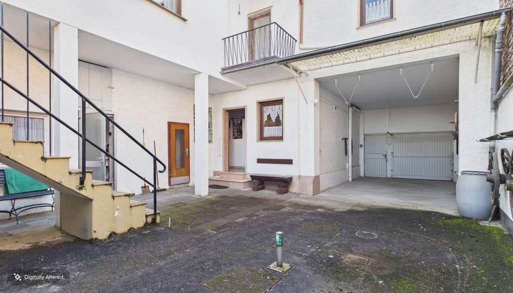 Immobilie in Grafschaft - Charmantes Haus mit Nebengebäuden und viel Entwicklungspotenzial in Lantershofen zu verkaufen - Bild 1