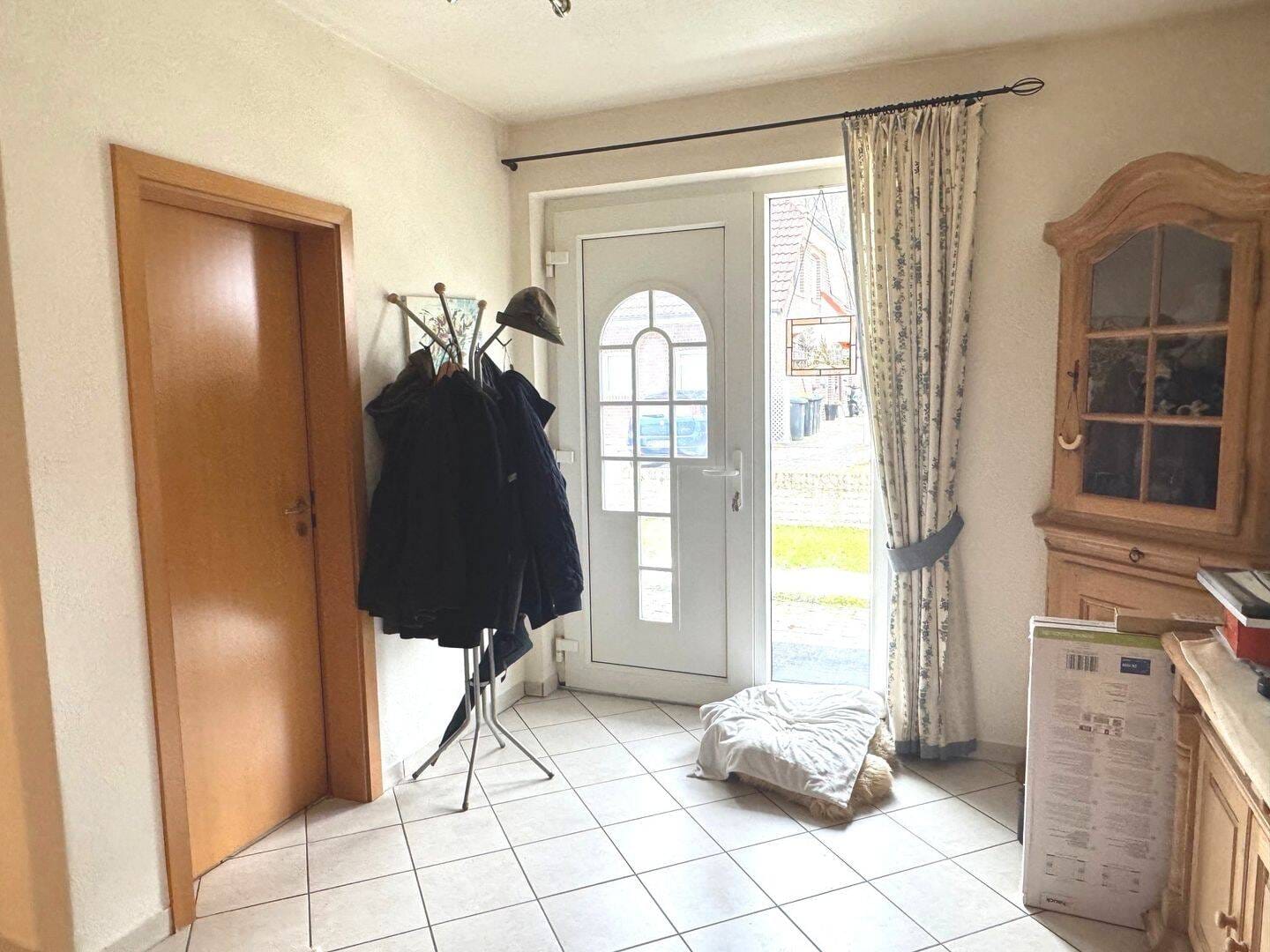 Immobilie in Lähden - Moderner Bungalow mit separater Ferien,-/Einliegerwohnung in Lähden - Bild 3