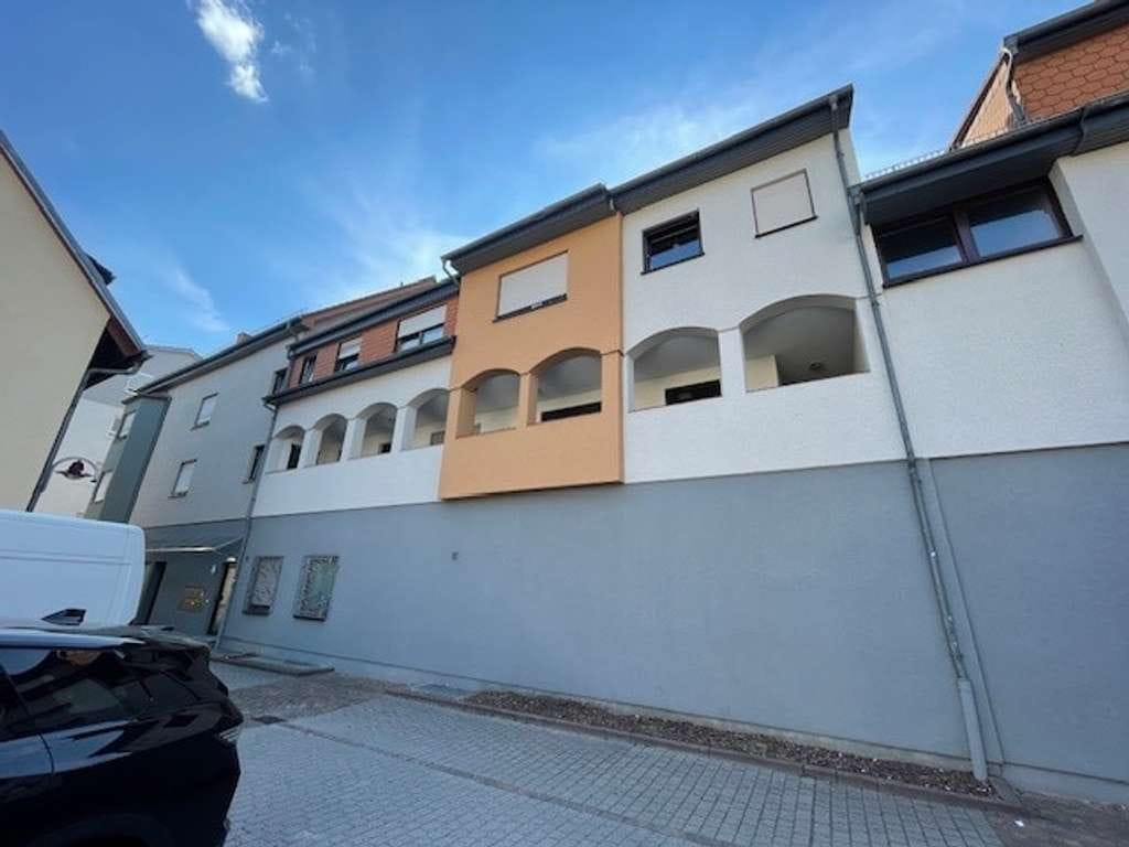 Immobilie in Sinsheim - 2-Zimmerwohnung mit Kochnische und Tiefgaragenstellplatz - Bild 3