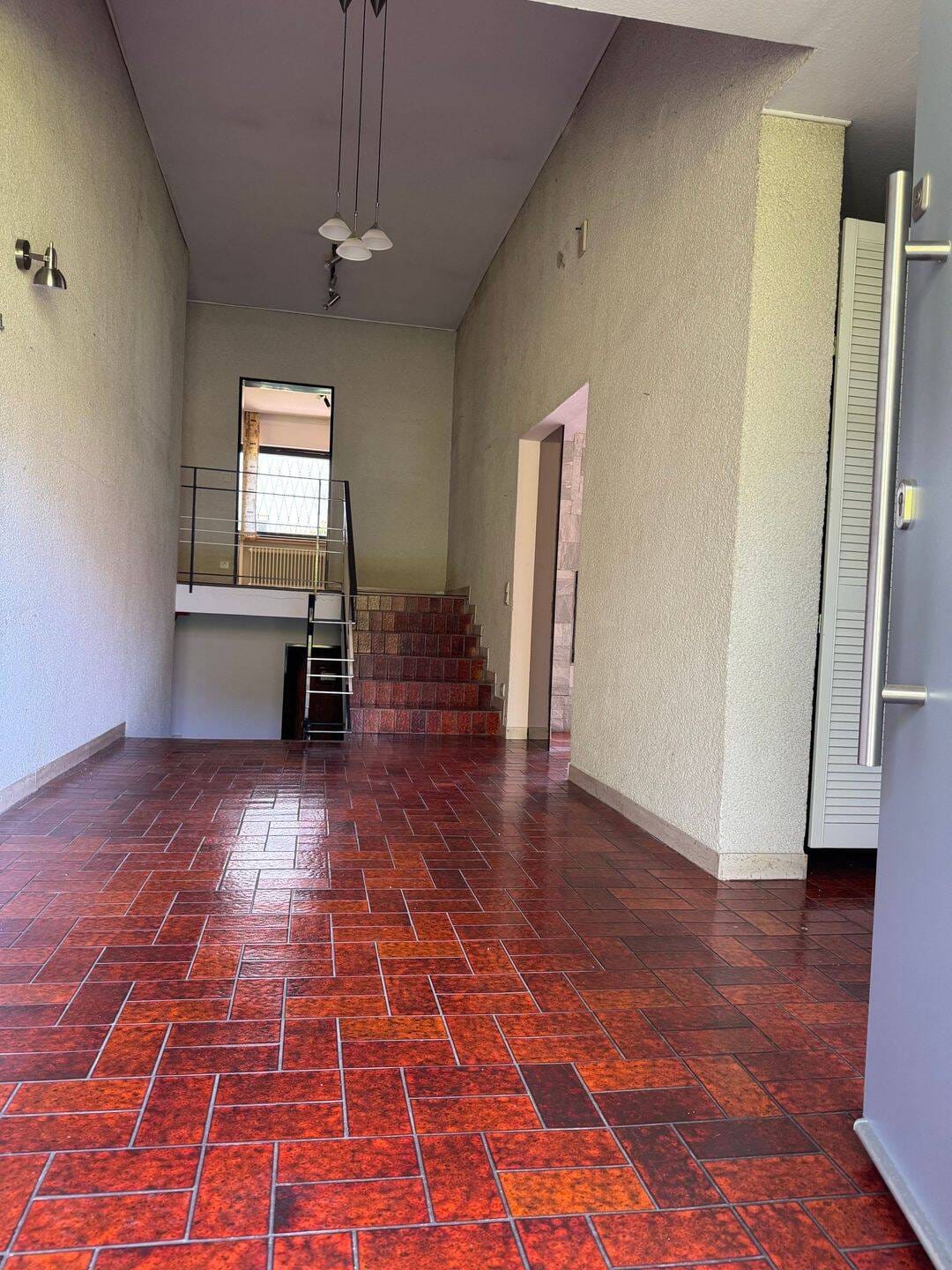 Immobilie in Wehrheim -  Bungalow am Waldrand in Top-Wohnlage Wehrheim/Saalburgsiedl. Gr 1237m²/ Wfl 177 m² 30km Frankfurt/M. - Bild 4