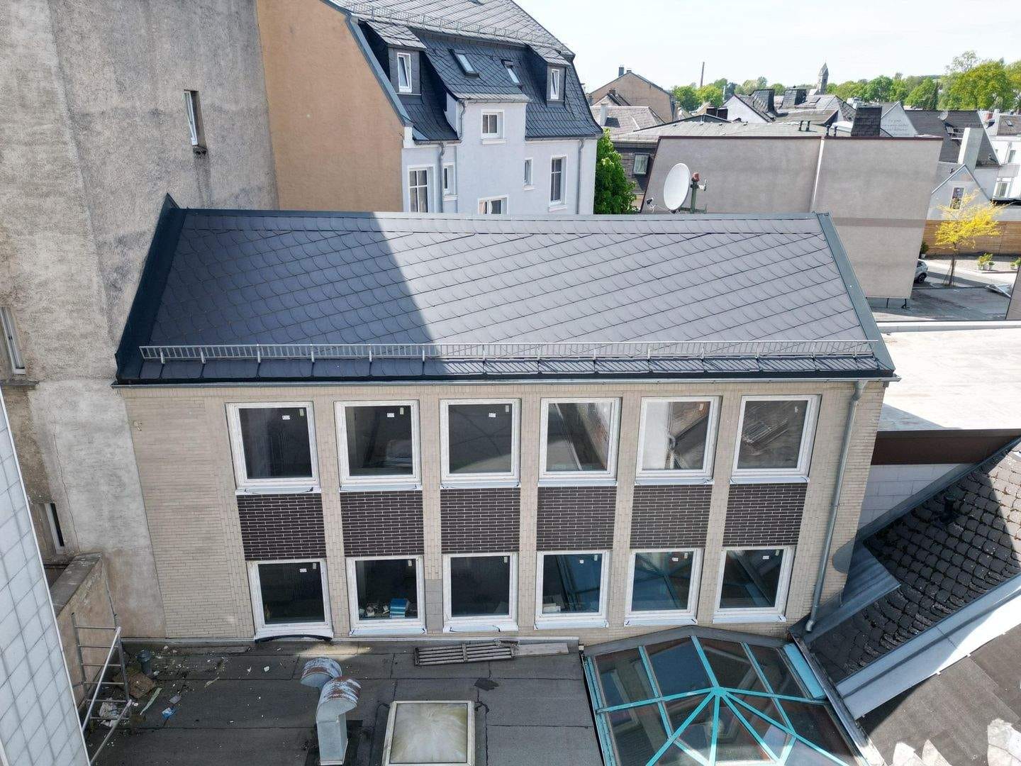 Immobilie in Münchberg - Münchberg Paket - 2 Wohnungen + 2 Gewerbeeinheiten - Bild 1