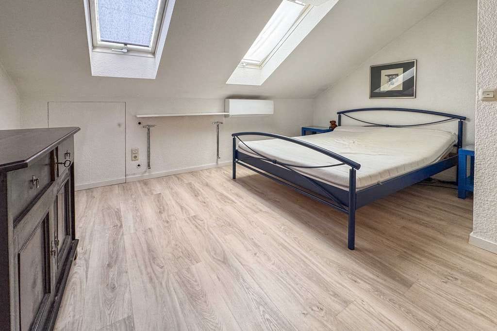 Immobilie in Obermichelbach - Haus-im-Haus Gefühl! 3-Zimmer-Wohnung mit Galerie, Ankleide & eigenem Zugang im Zweifamilienhaus - Bild 3