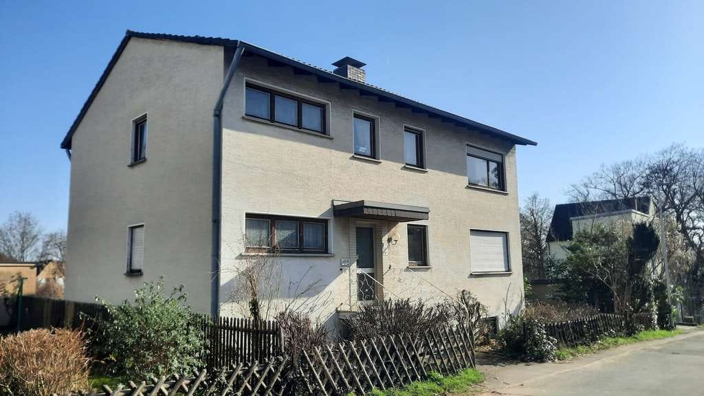 Immobilie in Siegburg - Traum-Lage in Siegburg - Wohnhaus mit 187 m² WFL, Garten und Einzelgarage ... - Bild 1